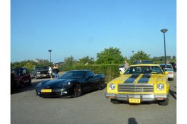 Night Cruise Heerhugowaard: Gelijkgestemden treffen elkaar bij car-meeting Strand van Luna