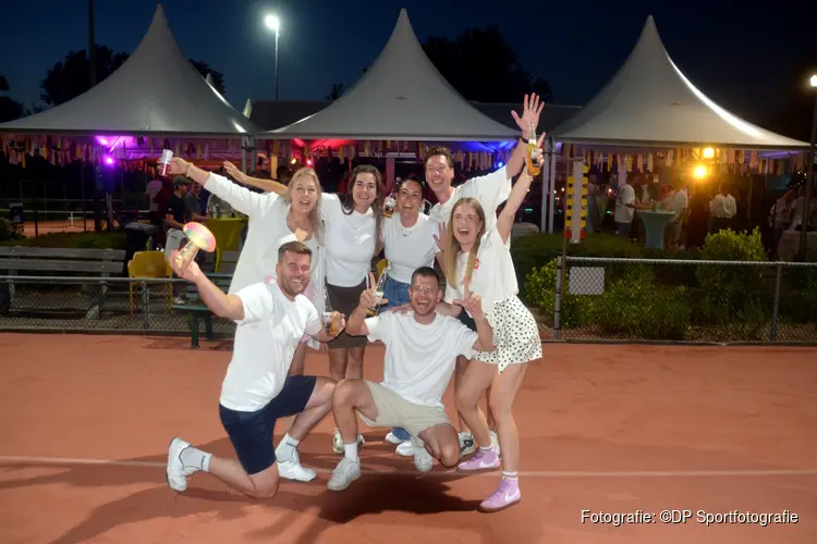 Finaleweekend van start na feestelijke vrijdagavond