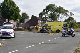 Fietser ernstig gewond na aanrijding met auto