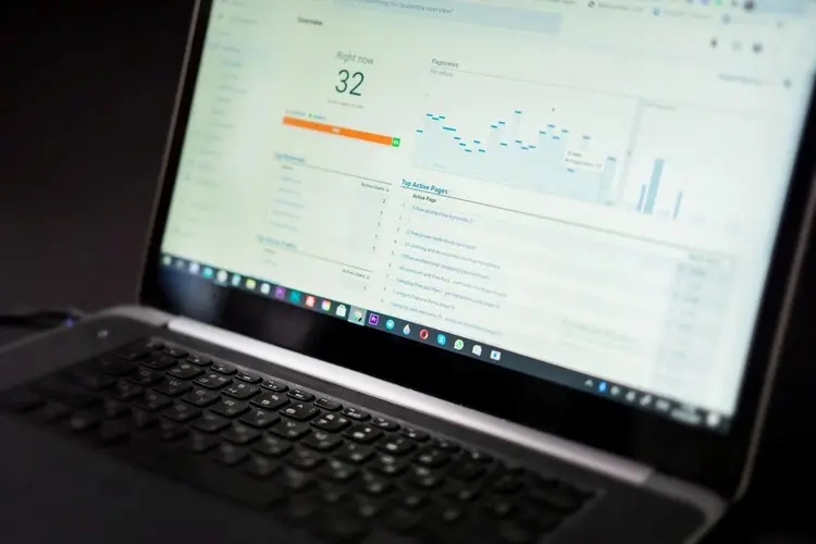 Why Webshop Performance Has Become a Priority for North Holland Retailers