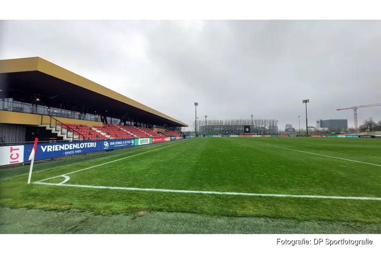 AZ Vrouwen winnen ook op Varkenoord