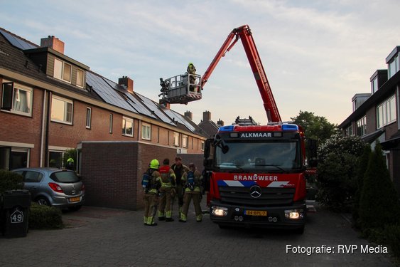 Brand op zolder van woning aan Kwikstaartlaan in Alkmaar