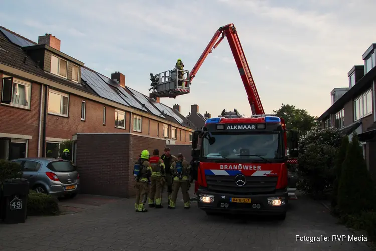 Brand op zolder van woning aan Kwikstaartlaan in Alkmaar