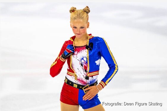 Alkmaarse Summer Wijkhuizen maakt energiek debuut Junior Grand Prix in Riga