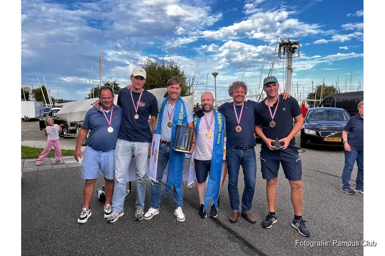 Wiebe Schippers en Mike Kamminga winnen NK Pampus op Alkmaardermeer