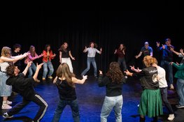 Uit je hoofd de vloer op! Improvisatietheater voor volwassenen