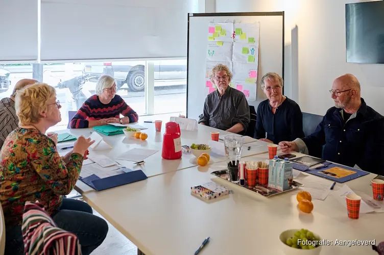 Zelf aan het roer blijven: nieuw initiatief voor actieve senioren