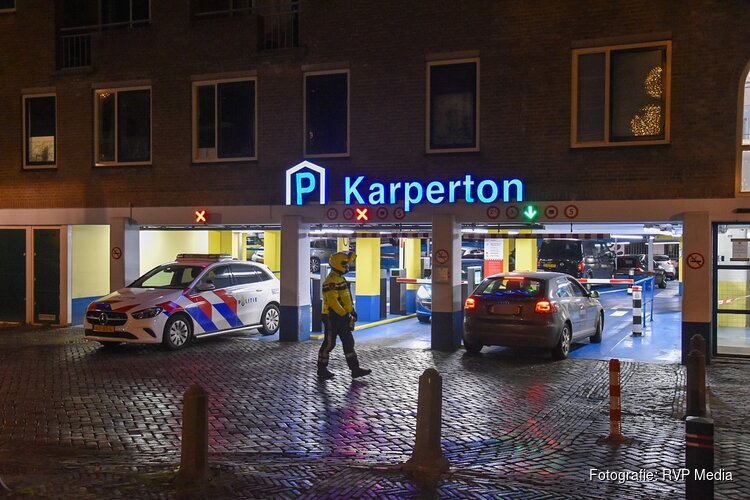 Brand in lift van parkeergarage Karperton in Alkmaar