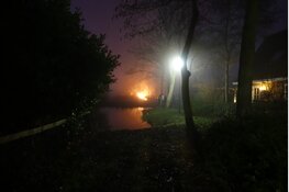 Felle brand verwoest schuur