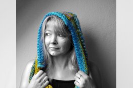 Romanfiguur exposeert bij kunsthallen