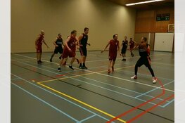 Alkmaar Guardians loopt in vierde kwart tegen forse nederlaag aan