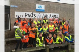 Lisa Vooijs uit groep 6A van de Paus Johannes School te Sint-Pancras heeft een spreekbeurt gehouden over de “plastic Soup”.